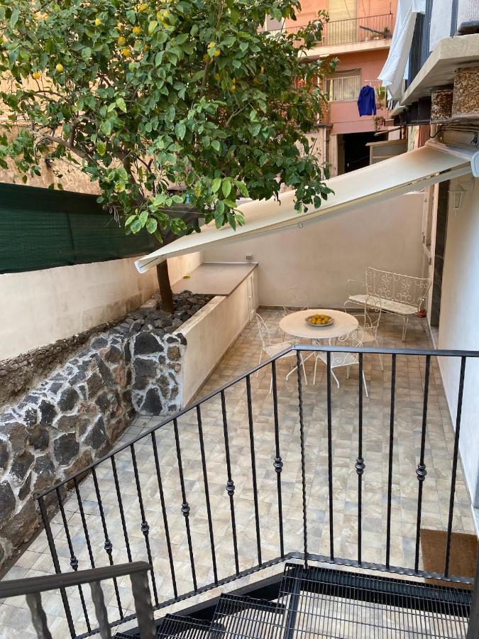 Cortile Mongibello Apartment Catania