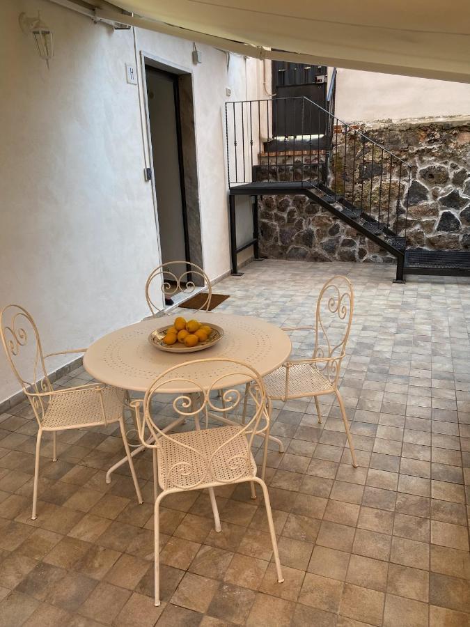 Cortile Mongibello Apartment Catania